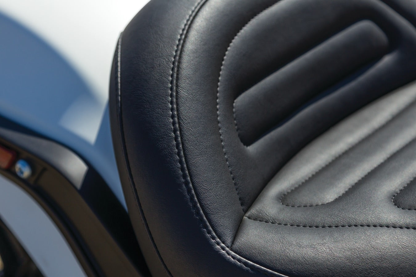 Standard Touring Solo Motorcycle Seat for Harley-Davidson Fat Bob 2018-2023