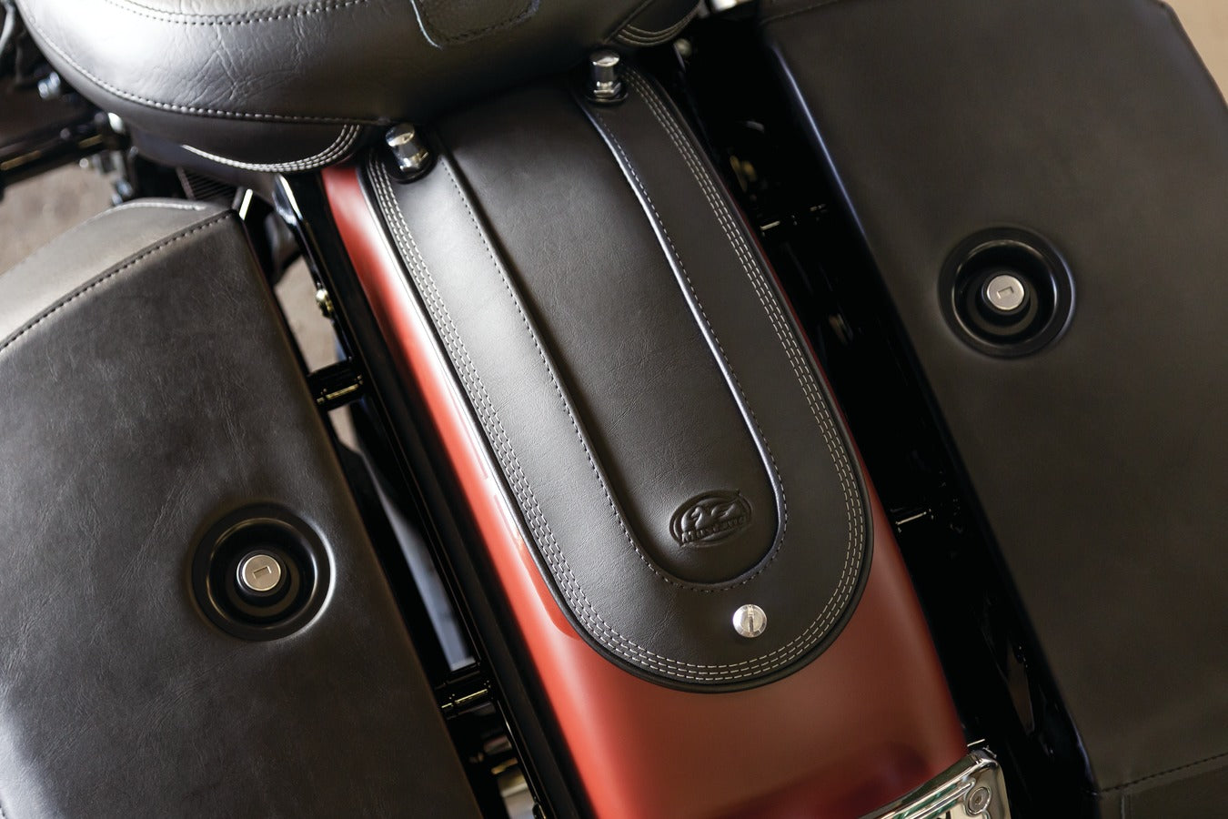 Fender Bib for Harley-Davidson Softail Heritage & Deluxe 2018-2024