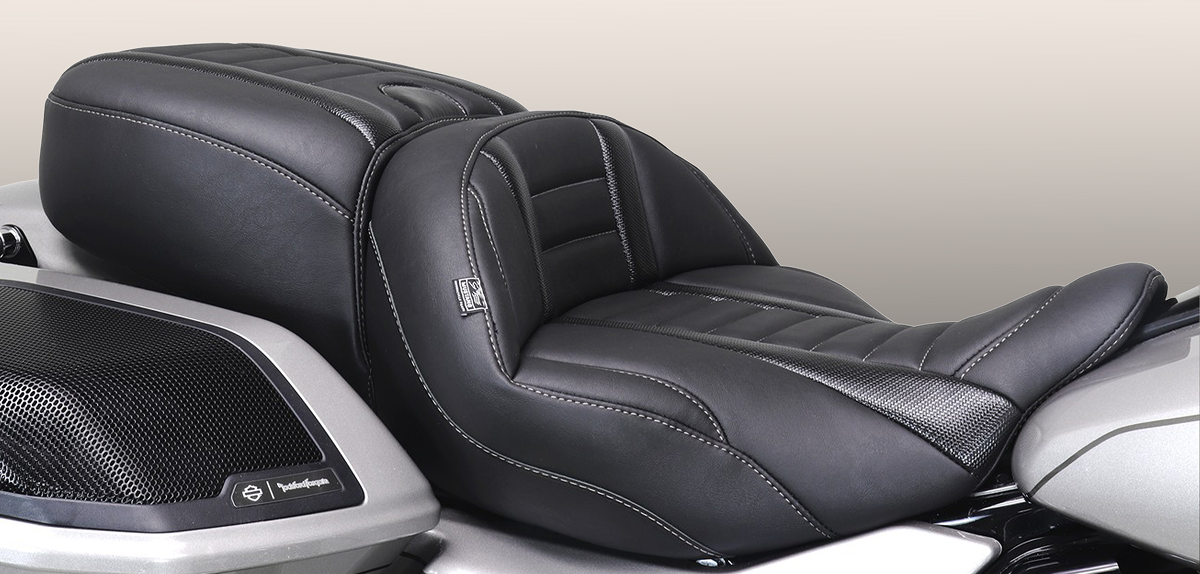 Mustang Seat Hero